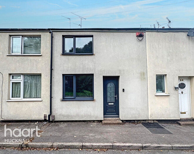 3 Bedroom Terraced House For Sale In Byron Road, Nottingham, NG15