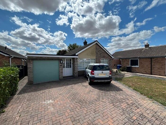 3 Bedroom Detached Bungalow For Sale In Otter Avenue, Saxilby, LN1