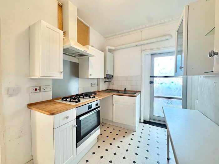 1 Bedroom Flat To Rent In Egbert Road, Westgate-On-Sea, Kent, CT8