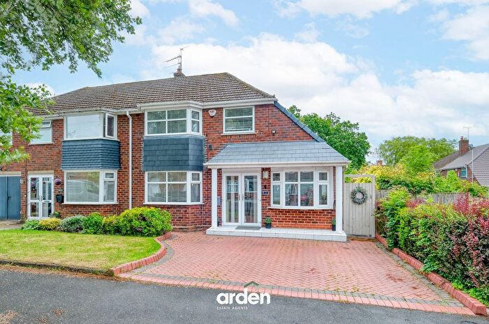 3 Bedroom Semi-Detached House For Sale In Leasowe Road, Rednal, B45