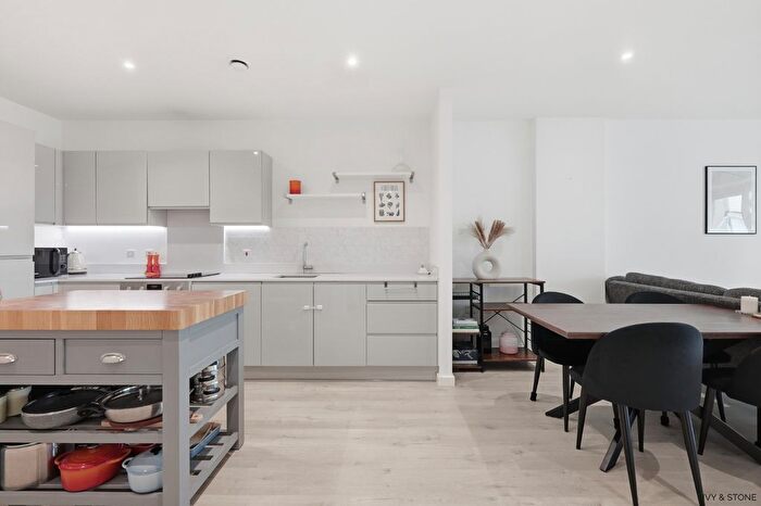 3 Bedroom Semi Detached House For Sale In Effra Gardens, Silvertown Way, London, Greater London, E16