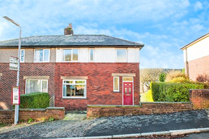 3 Bedroom Semi Detached House For Sale In Oak Avenue, Todmorden, OL14