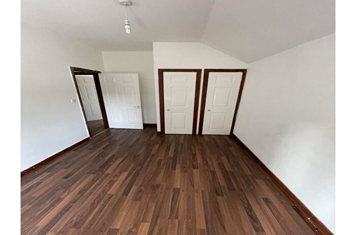 2 Bedroom Flat To Rent In Athelstan Road, Southampton, SO19