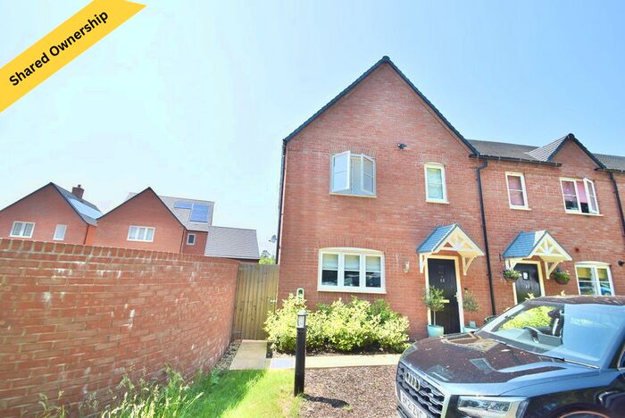 3 Bedroom End Of Terrace House For Sale In Garnett Close, Fernhill Heath, Worcester, Worcestershire, WR3