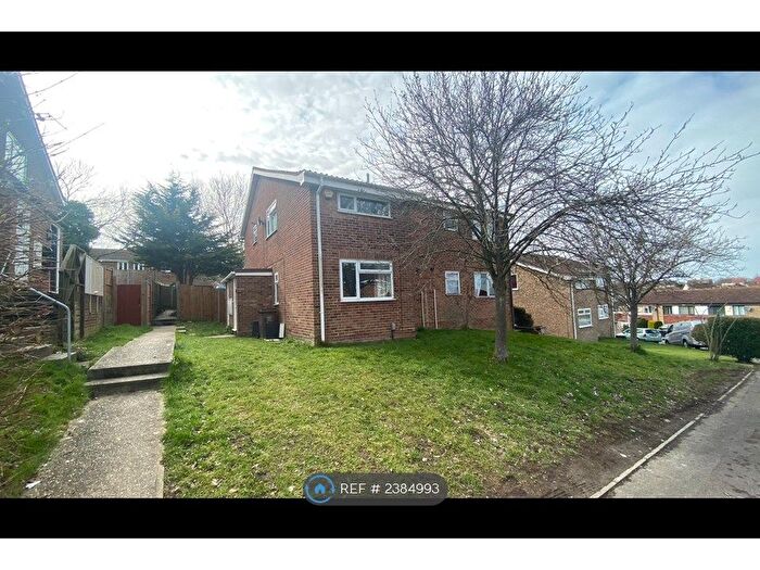 1 Bedroom End Of Terrace House To Rent In Chaffinch Close, Chatham, ME5