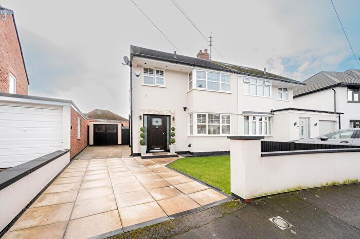 3 Bedroom Semi Detached House For Sale In Kendal Drive, Liverpool, L31