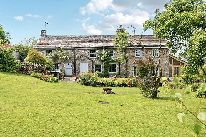 4 Bedroom Detached House For Sale In East Banks Cottage, Dent, LA10