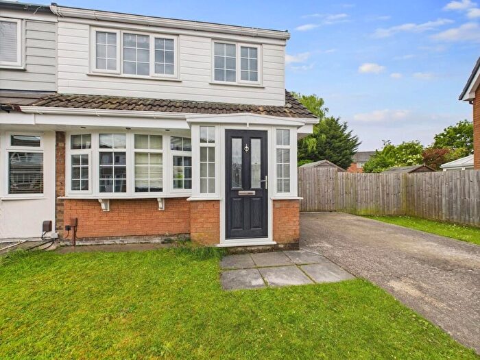 3 Bedroom Semi-Detached House To Rent In Merton Grove, Tyldesley, M29