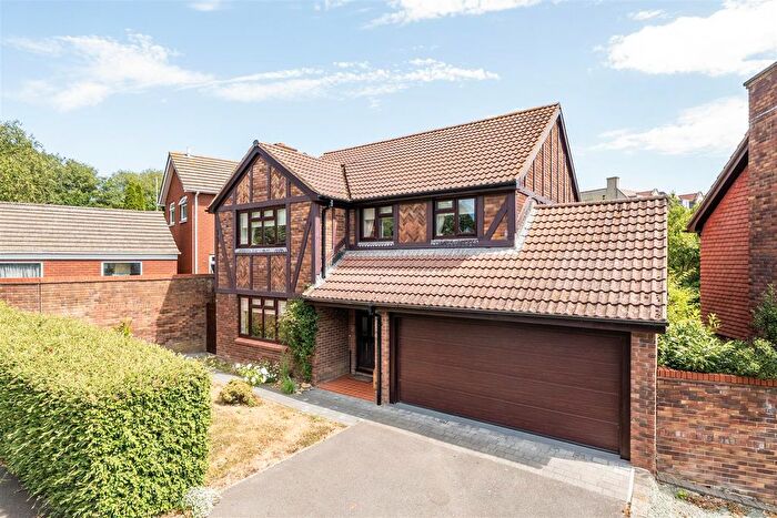 4 Bedroom Detached House For Sale In Whitecross Drive, Weymouth, Dorset, DT4