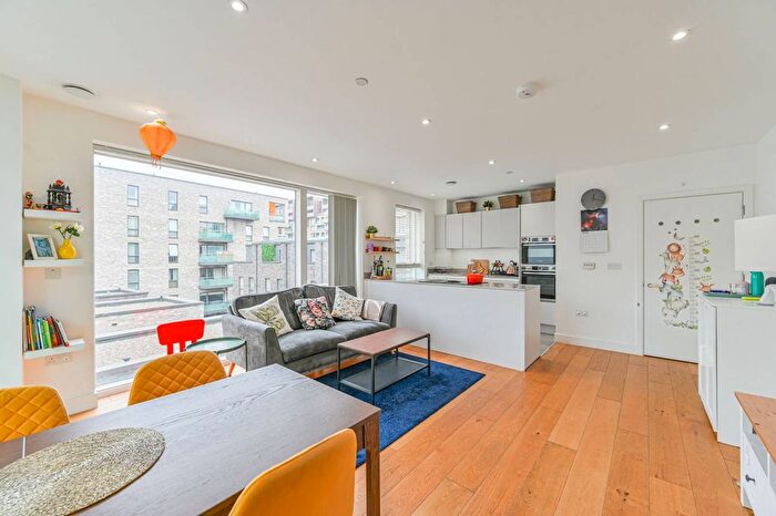 1 Bedroom Flat For Sale In West Parkside, North Greenwich, London, SE10