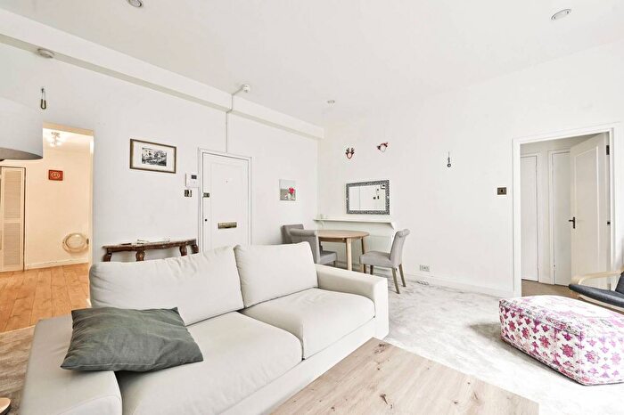 1 Bedroom Flat To Rent In Queens Gate Gardens, South Kensington, London, SW7