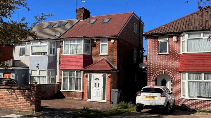 2 Bedroom Semi-Detached House To Rent In Cheviot Gardens, Cricklewood, NW2