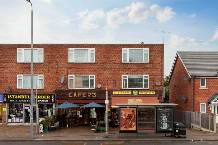 3 Bedroom Maisonette To Rent In Sewardstone Road, London E4