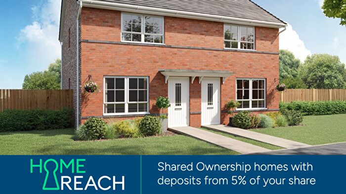 2 Bedroom Semi Detached House For Sale In Oakeneaves Ave, Burnley, BB11