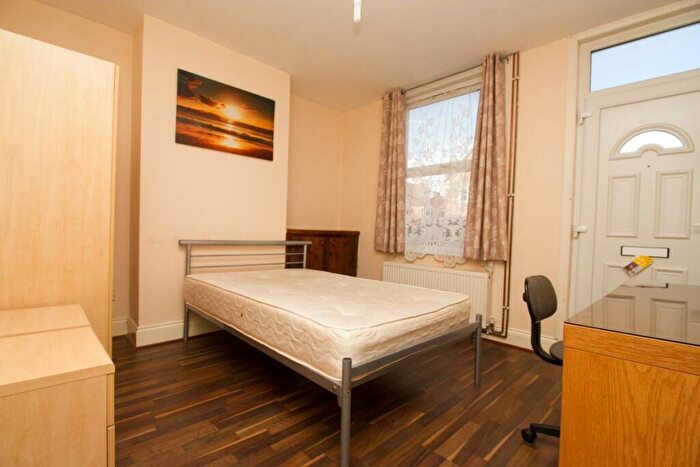 3 Bedroom House Of Multiple Occupation To Rent In Havelock Street, Loughborough - Incl Bills Option, LE11