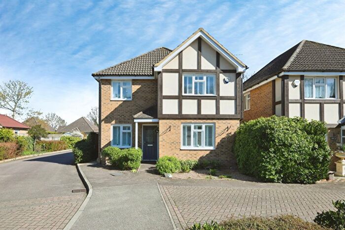 4 Bedroom Detached House For Sale In Ware Road, Hailey, Hertford, SG13