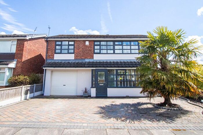 4 Bedroom Detached House For Sale In Howden Close, Bessacarr, Doncaster, DN4