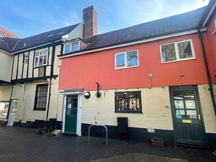 1 Bedroom Apartment To Rent In Whartons Court, Wymondham, NR18