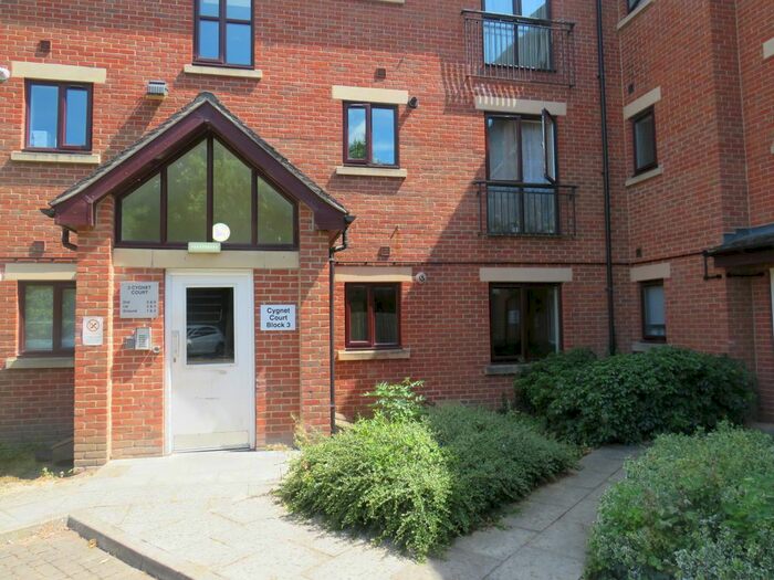 2 Bedroom Flat To Rent In Cygnet Court, Spalding, PE11
