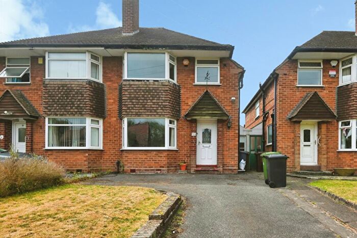 3 Bedroom Semi-Detached House For Sale In Chester Road, Castle Bromwich, Birmingham, B36