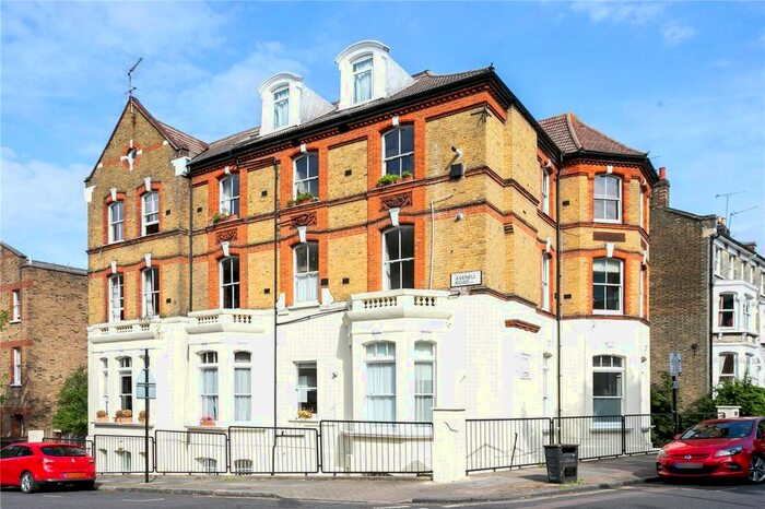 2 Bedroom Flat To Rent In Aubert Park, London, N5