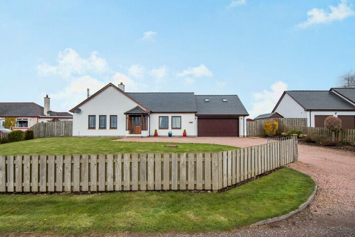 4 Bedroom Detached Bungalow For Sale In Montrose, DD10