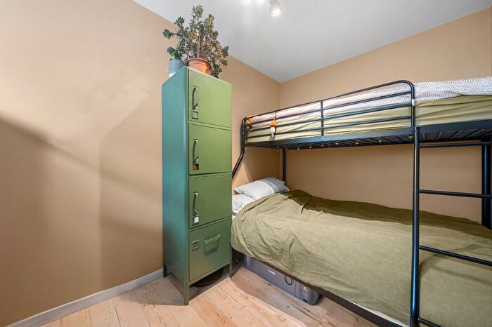 2 Bedroom Bungalow For Sale In Luxford Drive, Crowborough, East Sussex, TN6