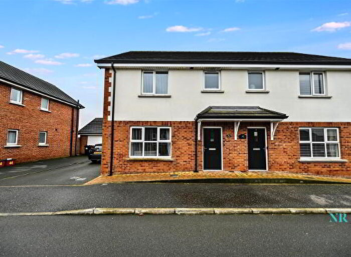 3 Bedroom Semi-Detached House For Sale In Hillview, Moneyreagh, BT23