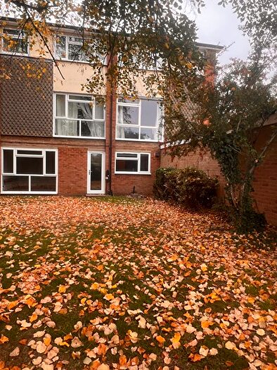 1 Bedroom Flat To Rent In Bath Road, Reading, RG1