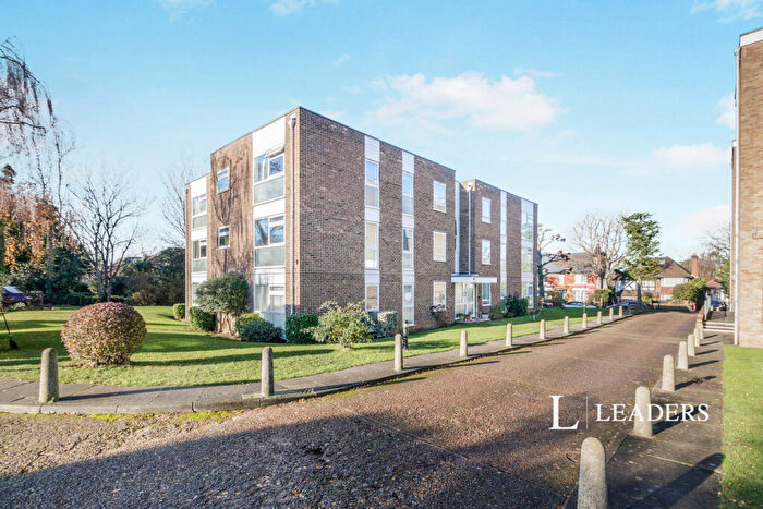 2 Bedroom Flat To Rent In Mulgrave Road, Sutton, SM2