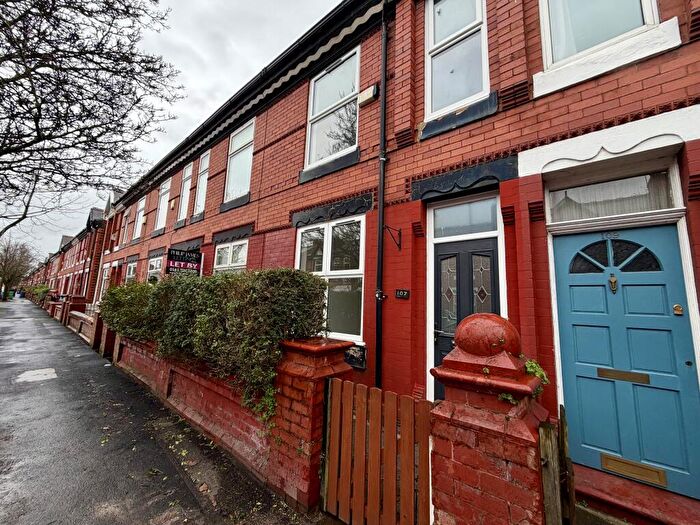 2 Bedroom Terraced House To Rent In Thornton Road, M14