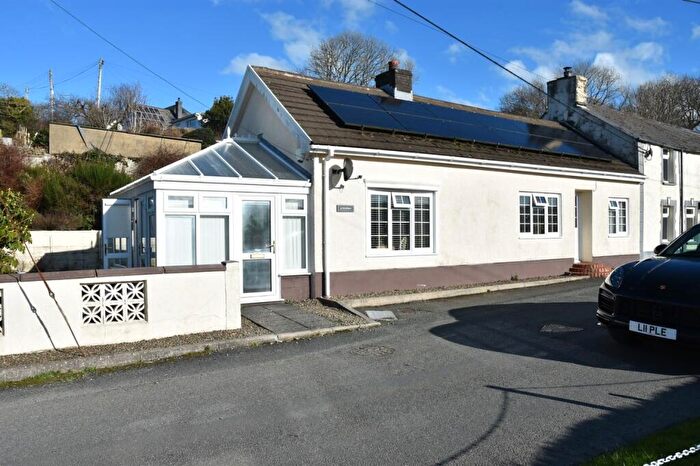 2 Bedroom End Of Terrace House For Sale In Y Bwthyn, Adpar, SA38