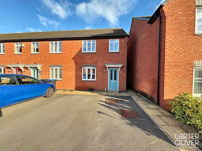 3 Bedroom End Of Terrace House For Sale In Academy Drive, Rugby, CV21