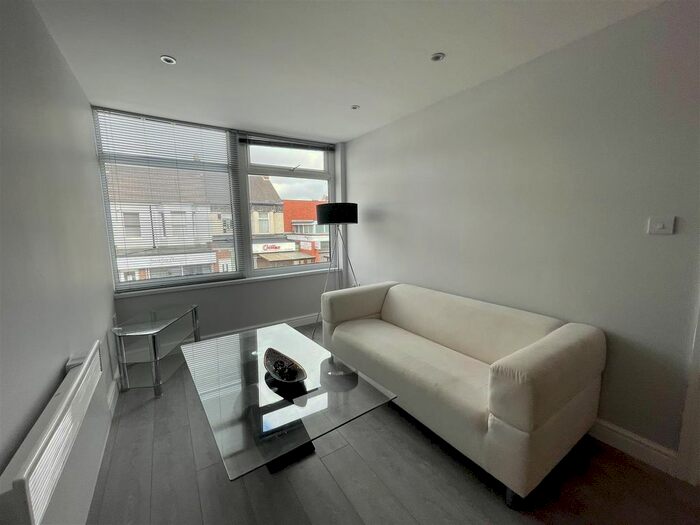 1 Bedroom Flat To Rent In Heaton Road, Heaton, Newcastle Upon Tyne, NE6