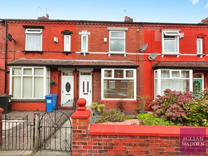 3 Bedroom Terraced House For Sale In Gorton Road, Reddish, Stockport, SK5
