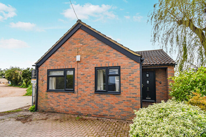 2 Bedroom Detached Bungalow For Sale In Priory Road, St Ives, PE27