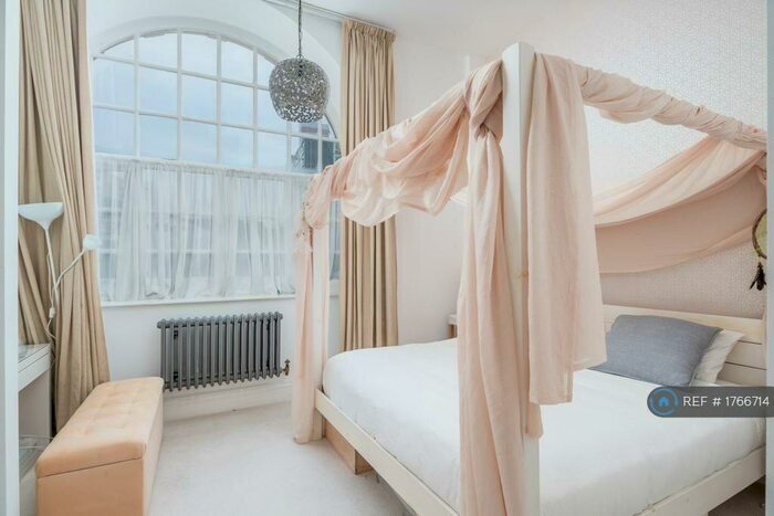 1 Bedroom Flat To Rent In Mountford Mansions, London, SW11