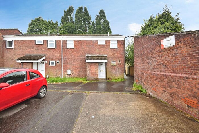 2 Bedroom End Of Terrace House For Sale In Heol Gruffydd, Swansea, SA5