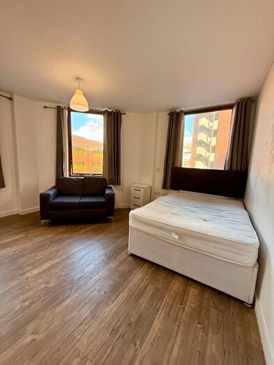 Studio To Rent In Moorfields, Liverpool, L2
