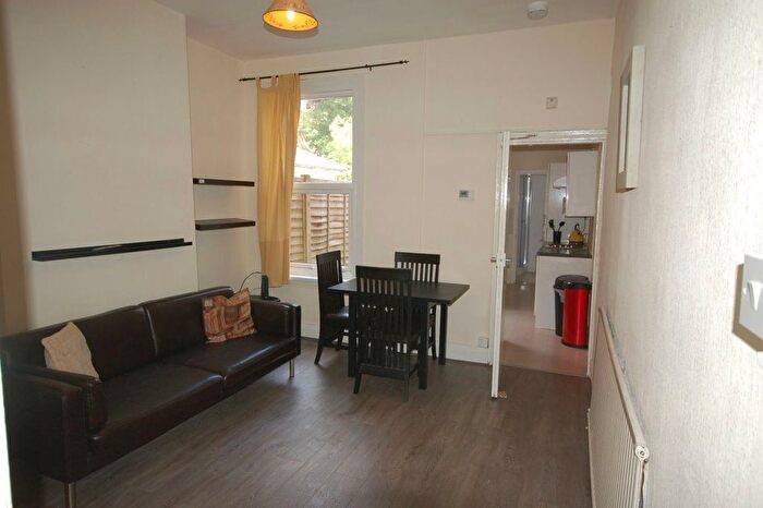 3 Bedroom Property To Rent In Hubert Road, B29