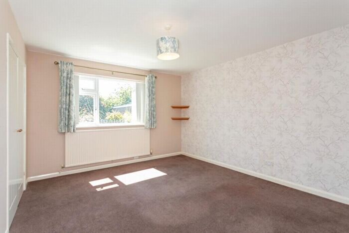 2 Bedroom Bungalow For Sale In Harpswood Lane, Hythe, CT21