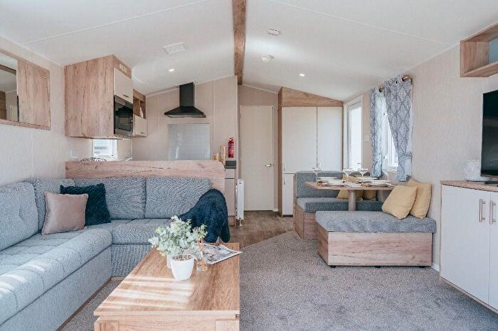 2 Bedroom Caravan For Sale In Gimblet Rock Holiday Park, Pwllheli Marina, Pwllheli, Gwynedd, LL53