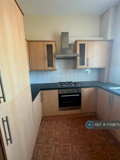 3 Bedroom Maisonette To Rent In Frobisher Street, Hebburn, NE31