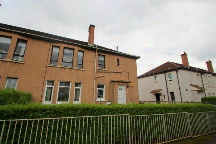 3 Bedroom Flat To Rent In Burnbrae Street, Glasgow, G21