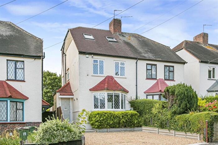 4 Bedroom Semi-Detached House For Sale In Blenheim Road, Sutton, SM1
