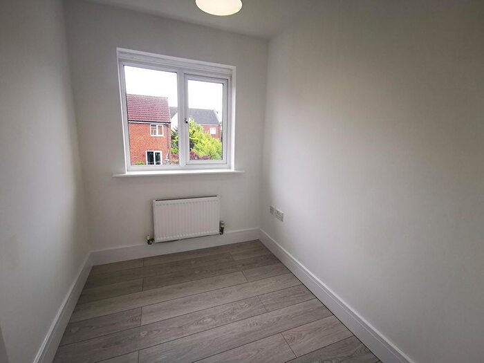 4 Bedroom Town House To Rent In Dukesfield, Shiremoor, NE27