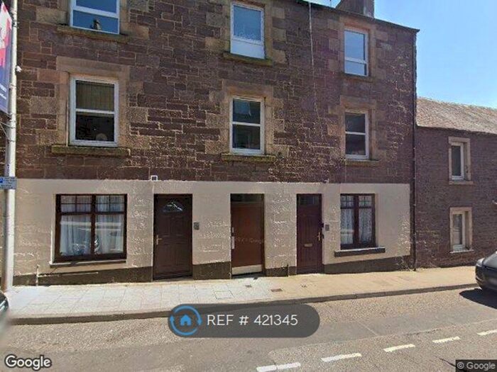 2 Bedroom Flat To Rent In King Street, Crieff, PH7