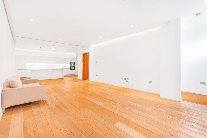 2 Bedroom Flat To Rent In Sulivan Road, London, SW6