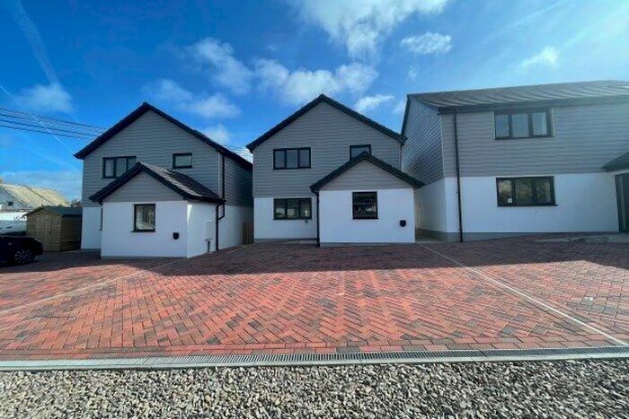 3 Bedroom Property To Rent In Penbeagle Way, St Ives, TR26