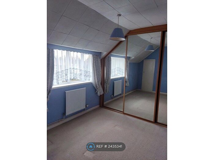 2 Bedroom Terraced House To Rent In Eltham Palace Road London, London, SE9